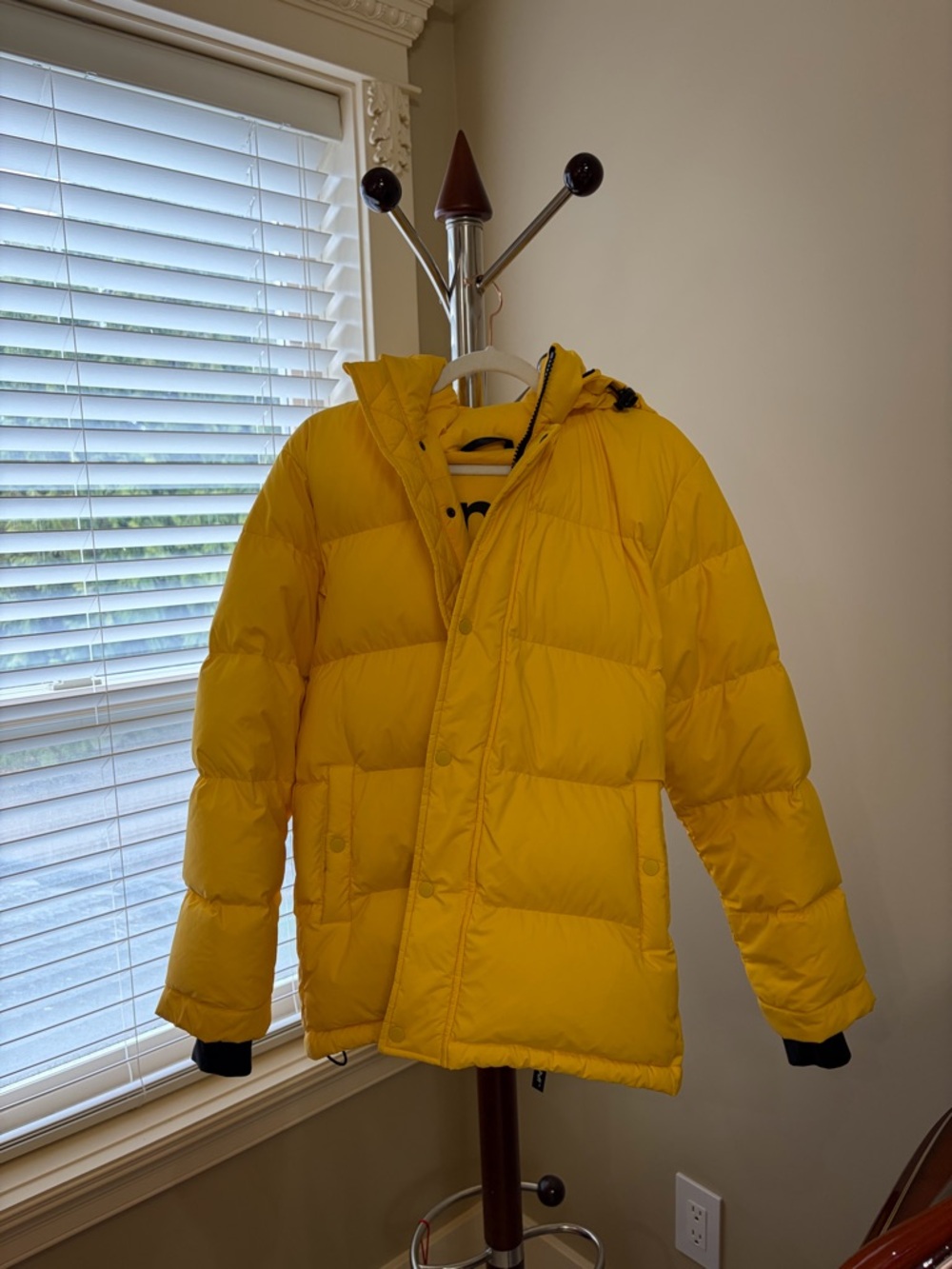 TNA Men's Yellow Mr Superpuff Jacket with Hood